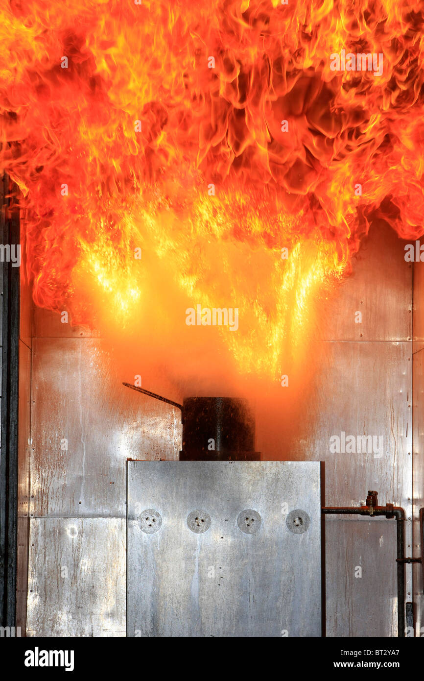 Chip pan fire hires stock photography and images Alamy