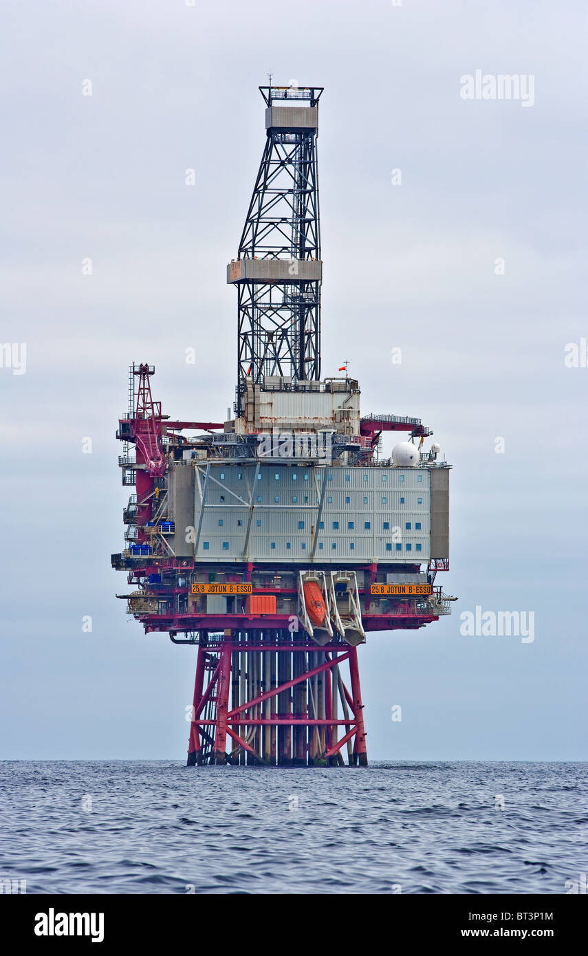 Wellhead platform Jotun B. Industry, oil, platform. North Sea, Norway