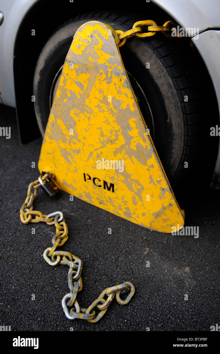 Clamped car private hires stock photography and images Alamy