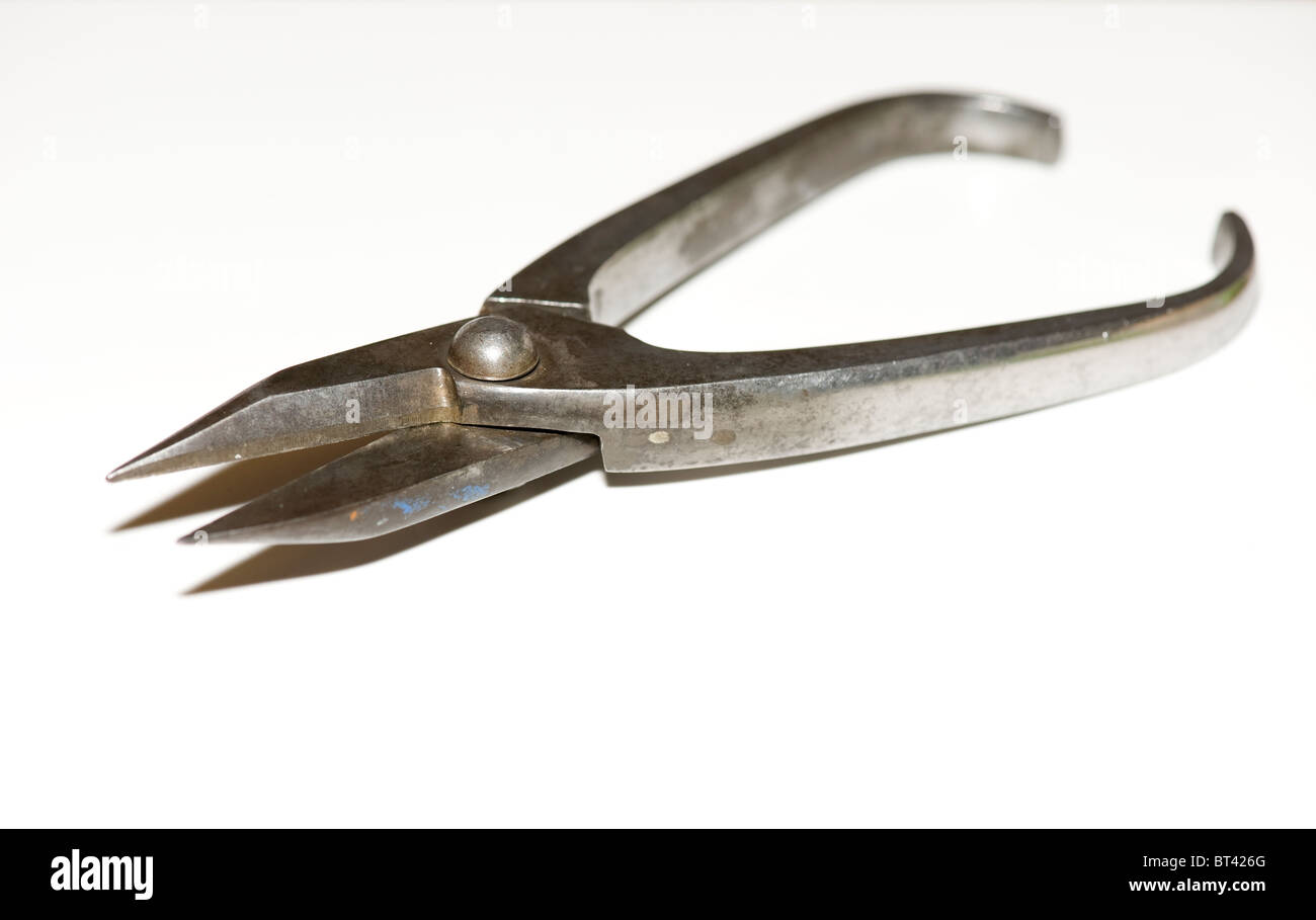 Vintage scissors used for cutting metal sheets Stock Photo - Alamy