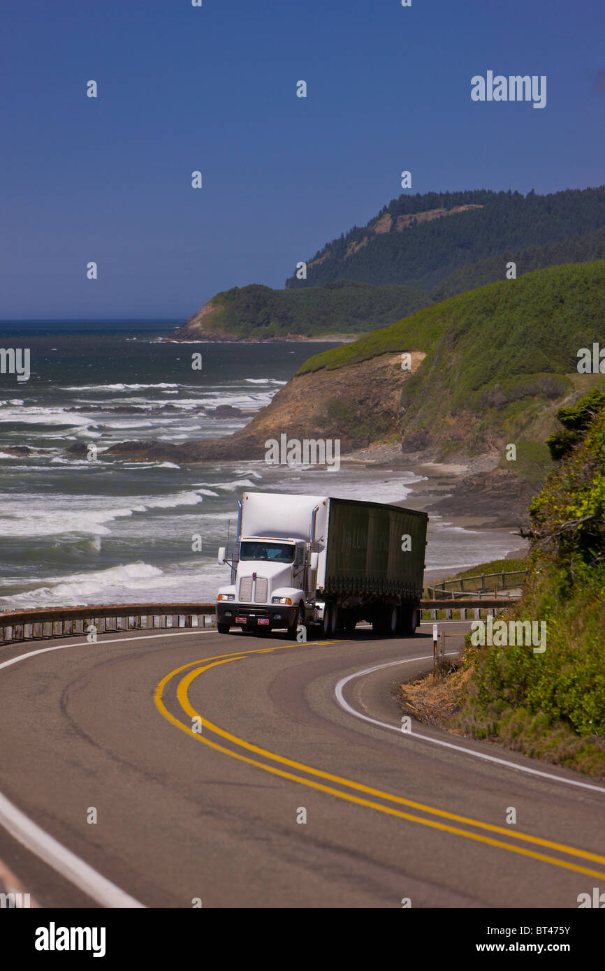 FLORENCE, OREGON, USA - Truck on scenic Route 101 on central Oregon coast. Stock Photo