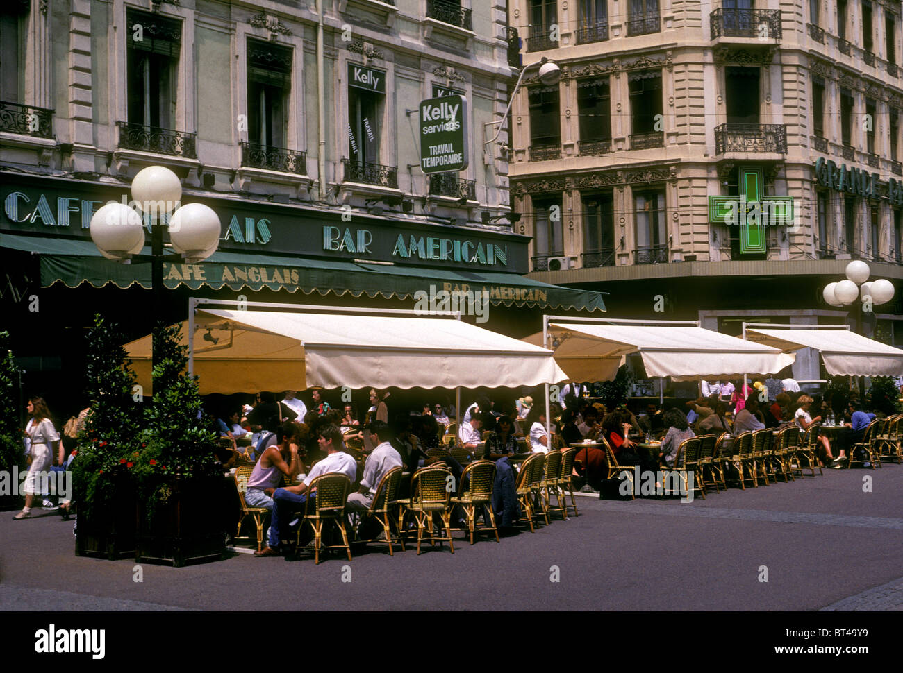 French people, eating, outdoor cafe, French restaurant, French food, French food and drink, French cuisine, Lyon, Rhone-Alpes, France, Europe Stock Photo