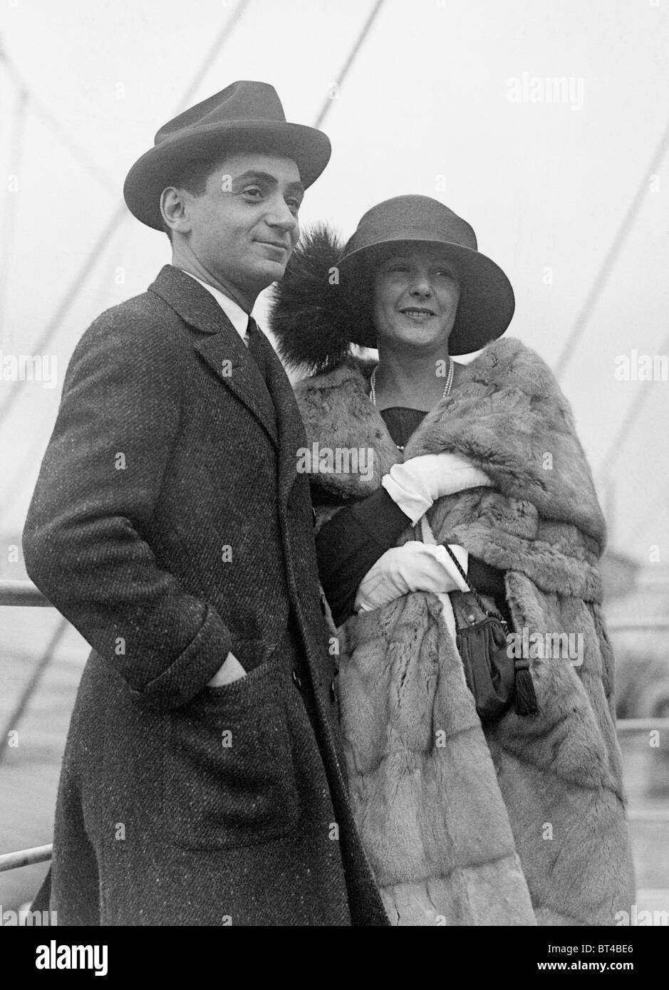 Vintage photo circa 1912 of American composer and lyricist Irving Berlin (1888 - 1989) and his first wife Dorothy Goetz. Stock Photo