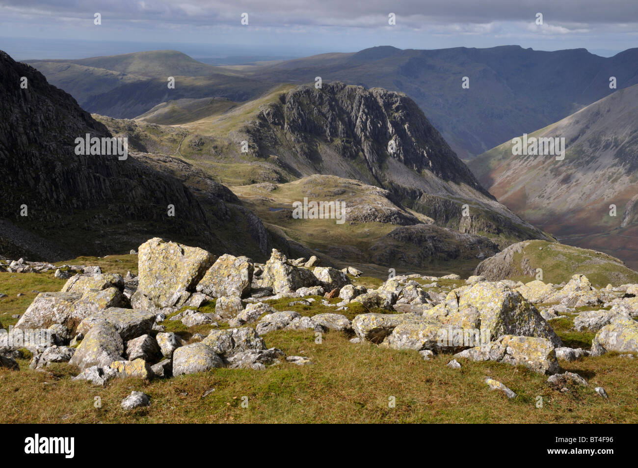 View north-west to Lingmell from Ill crag, Lake District Stock Photo