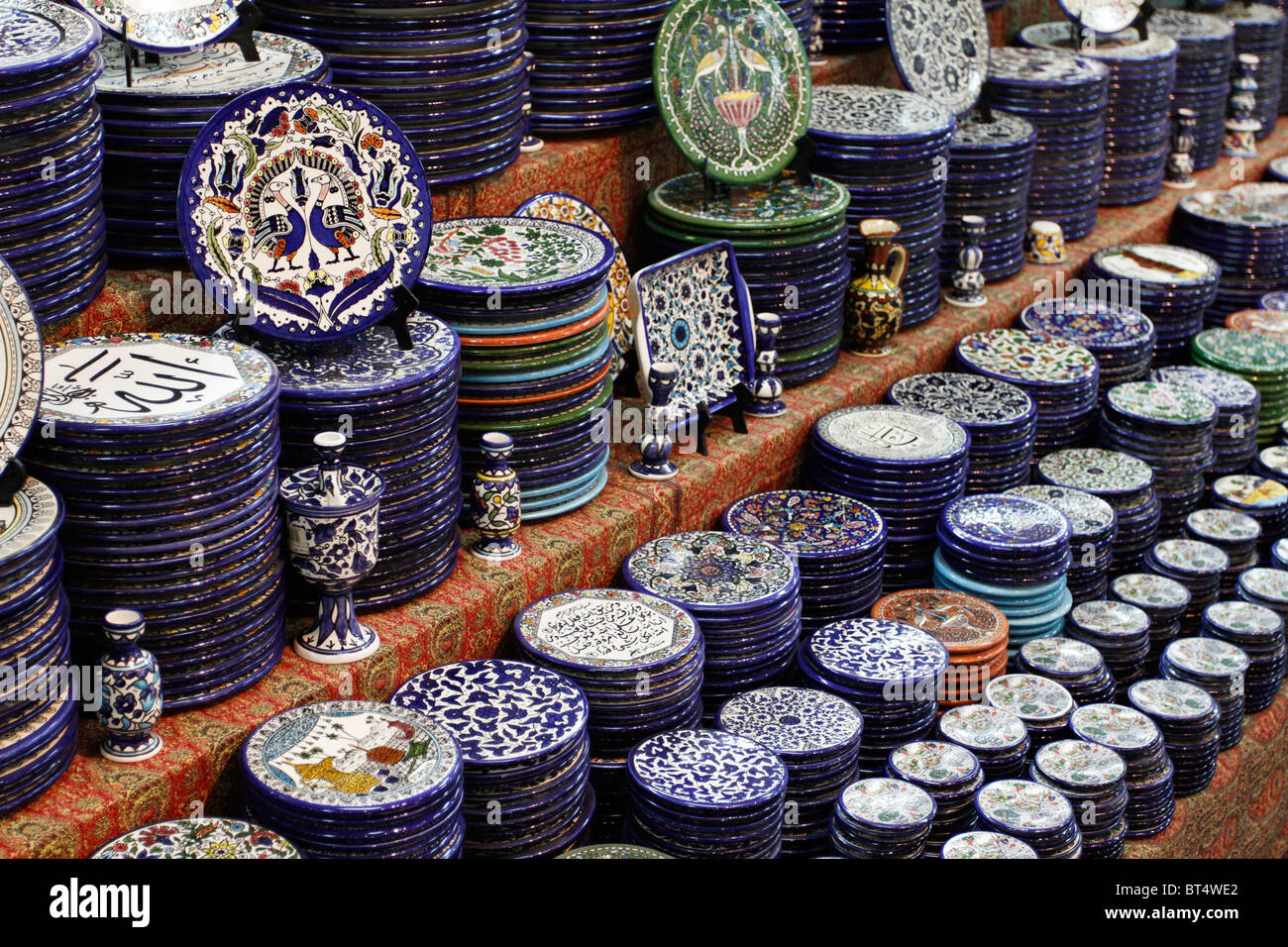 Ceramic plates souvenir in Amman, Jordan Stock Photo Alamy