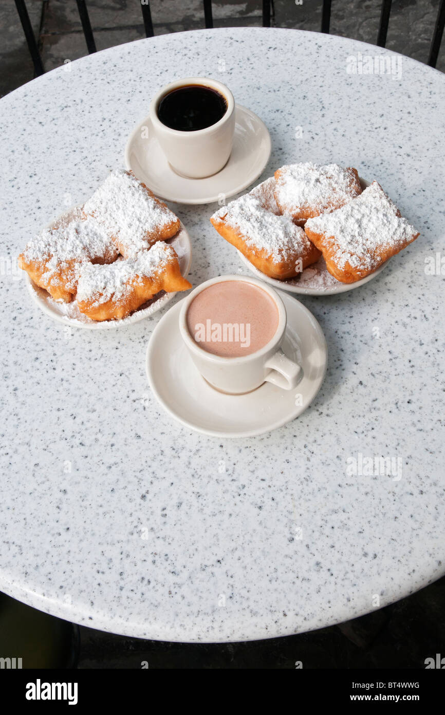 Cafe du monde hires stock photography and images Alamy
