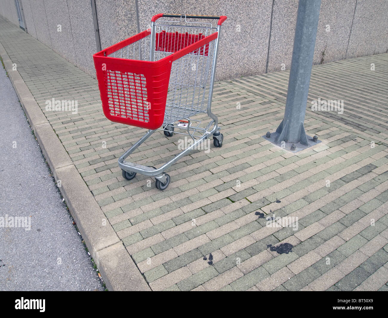 Used shopping carts Stock Photo Alamy