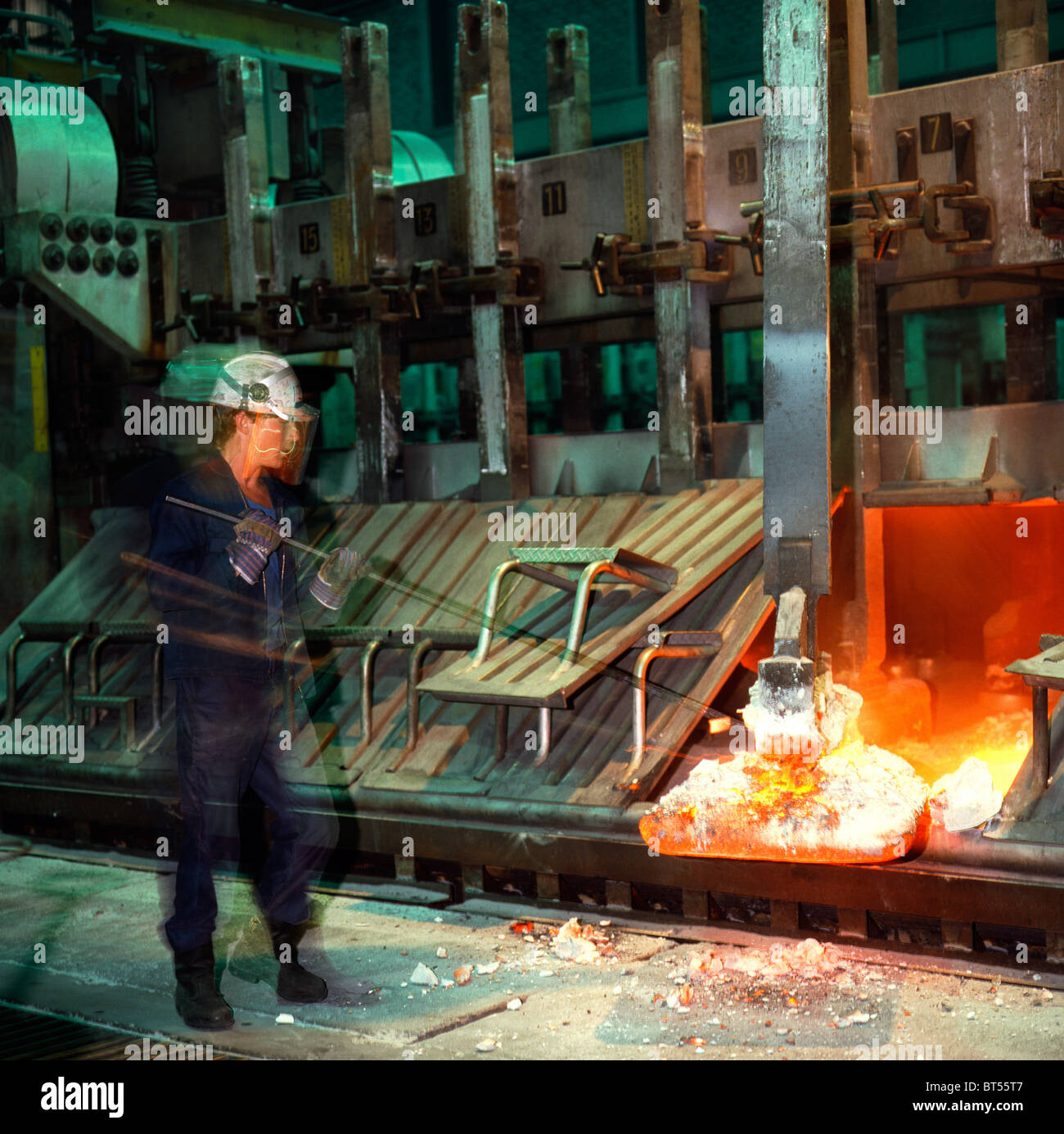 Hydro aluminum hires stock photography and images Alamy