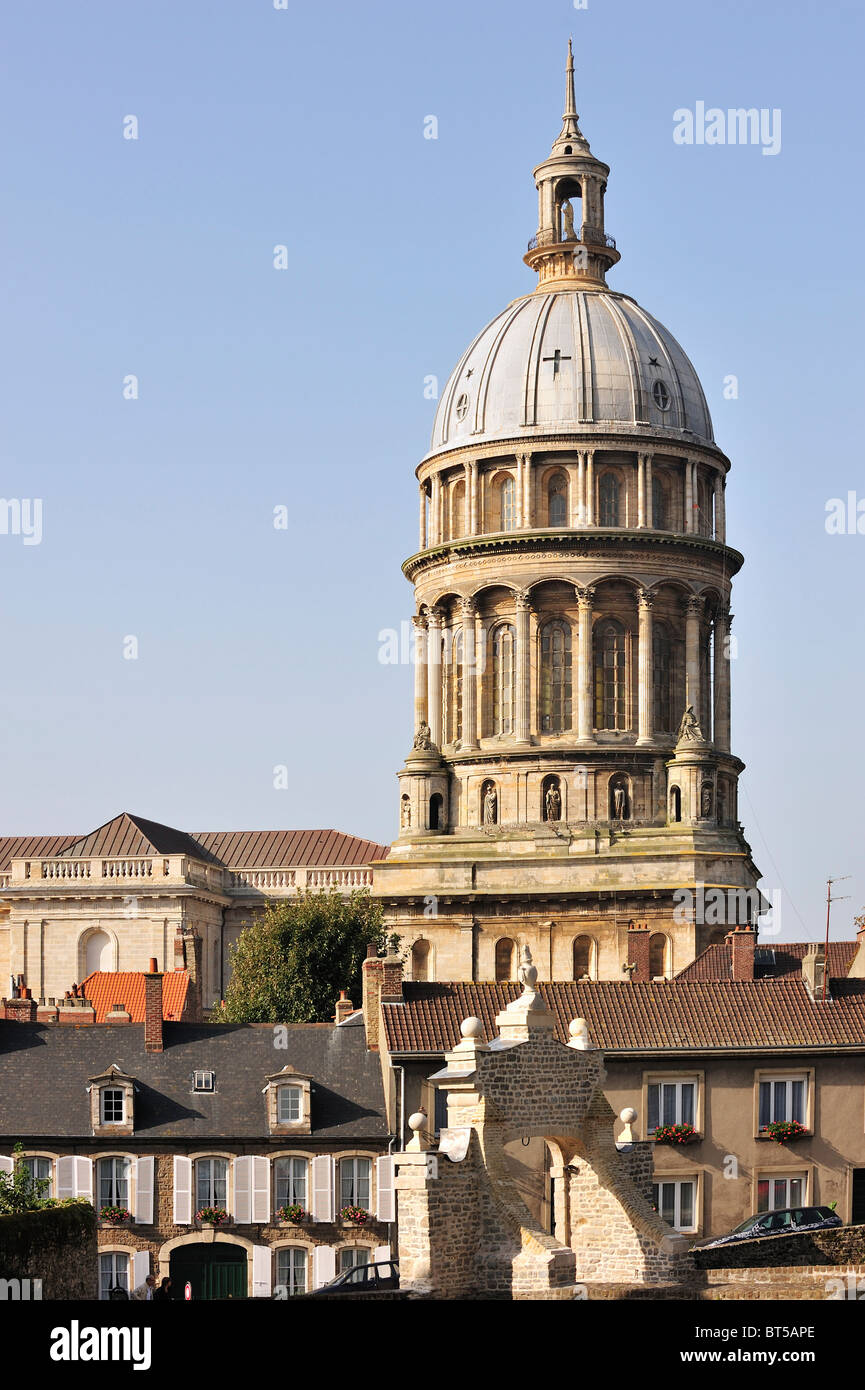The Basilica of Notre-Dame de Boulogne at Boulogne-sur-Mer, France Stock Photo