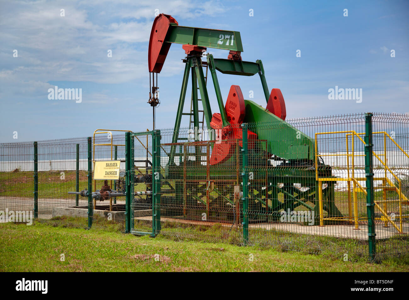 Nodding Donkey Pump Jack Pumping High Resolution Stock Photography and
