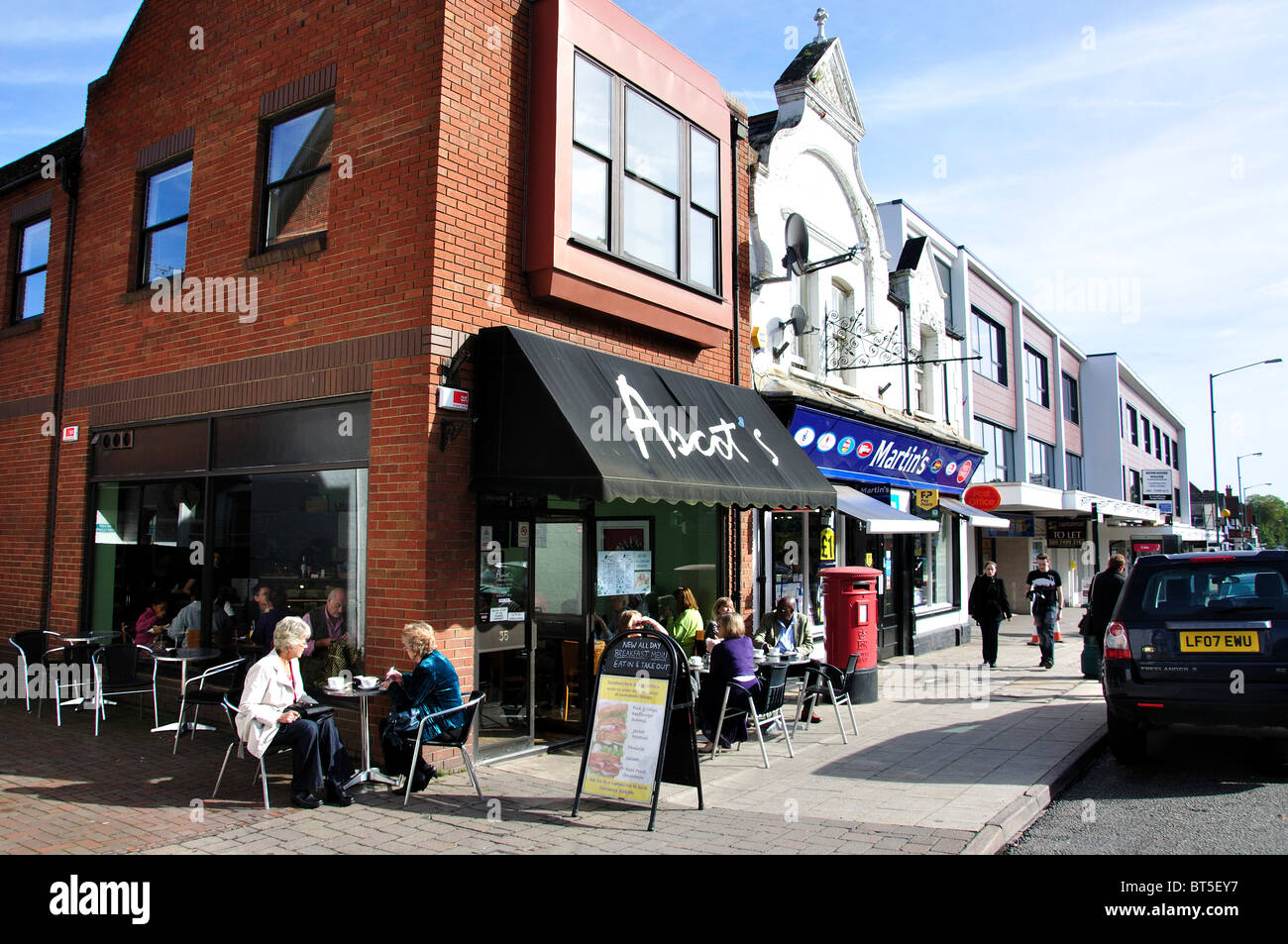 Ascot's Coffee shop, High Street, Ascot, Berkshire, England, United