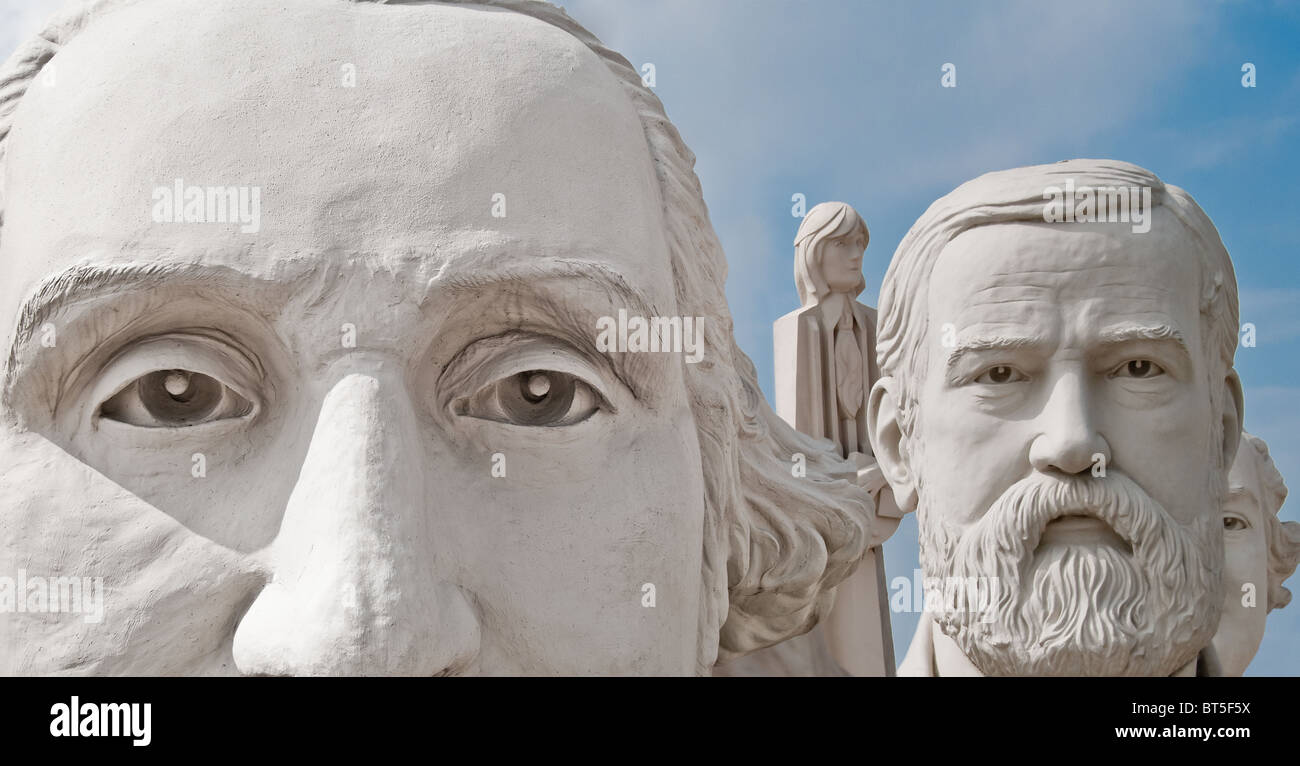 White concrete sculptures of US Presidents and the Beatles at David Adickes Sculpturworx Studio in Houston, Texas, USA Stock Photo