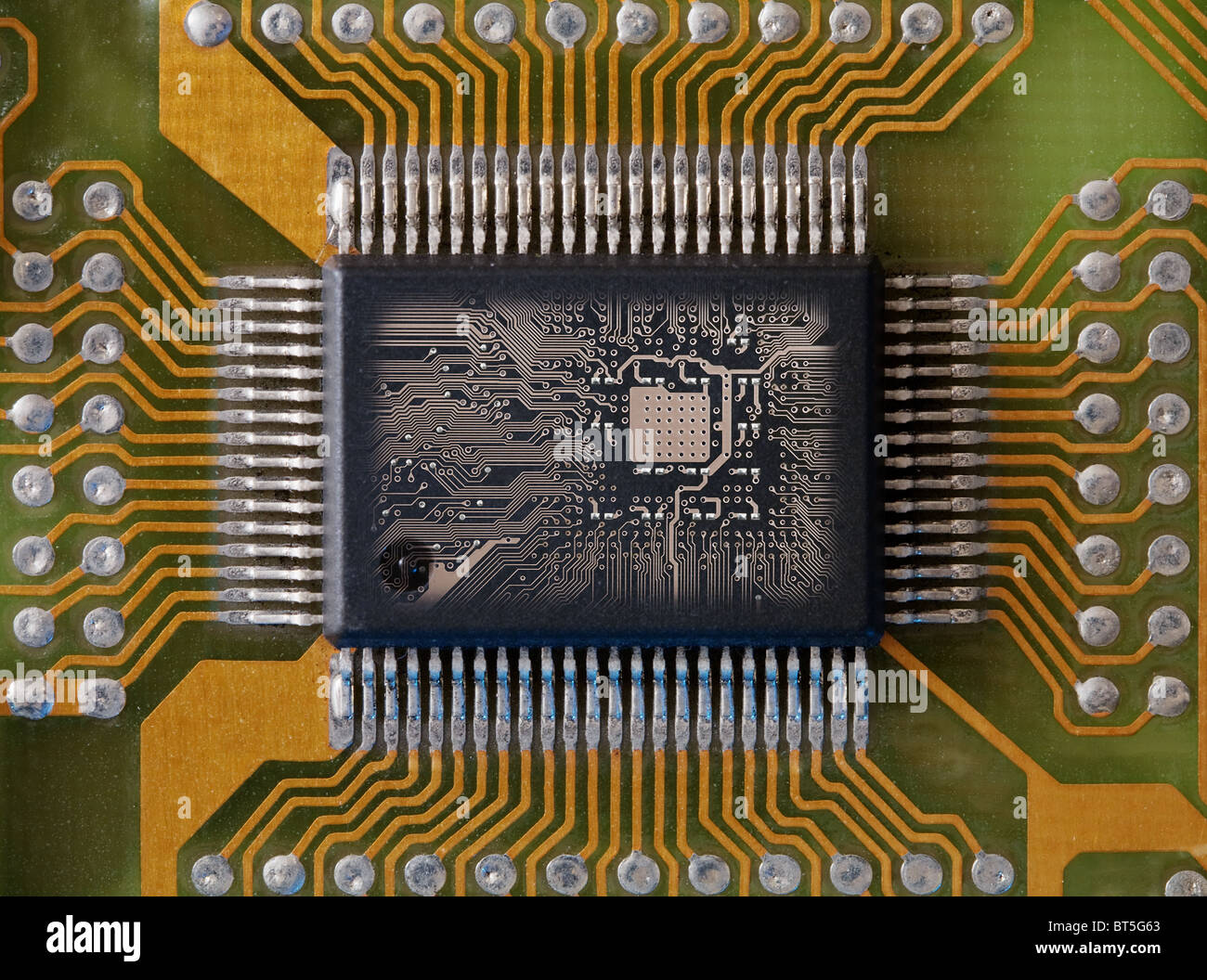 Microphoto of an integrated microcircuit Stock Photo Alamy