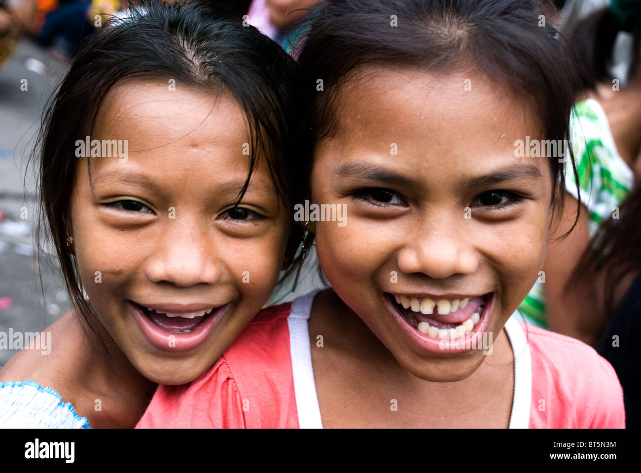 Philippines manila girls in slum hi-res stock photography and images - Alamy