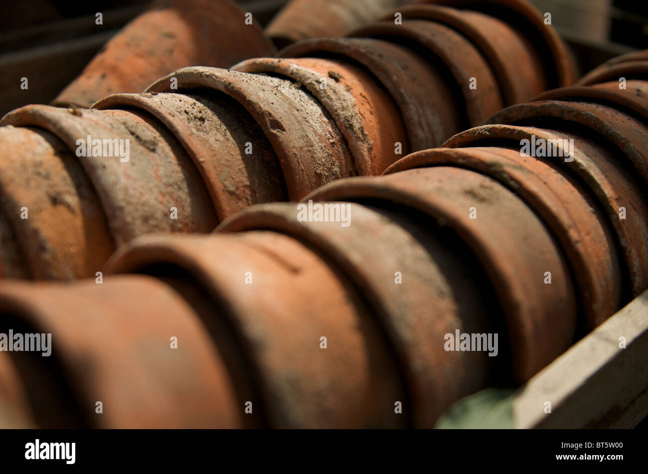Old Plant Pots Stock Photo Alamy