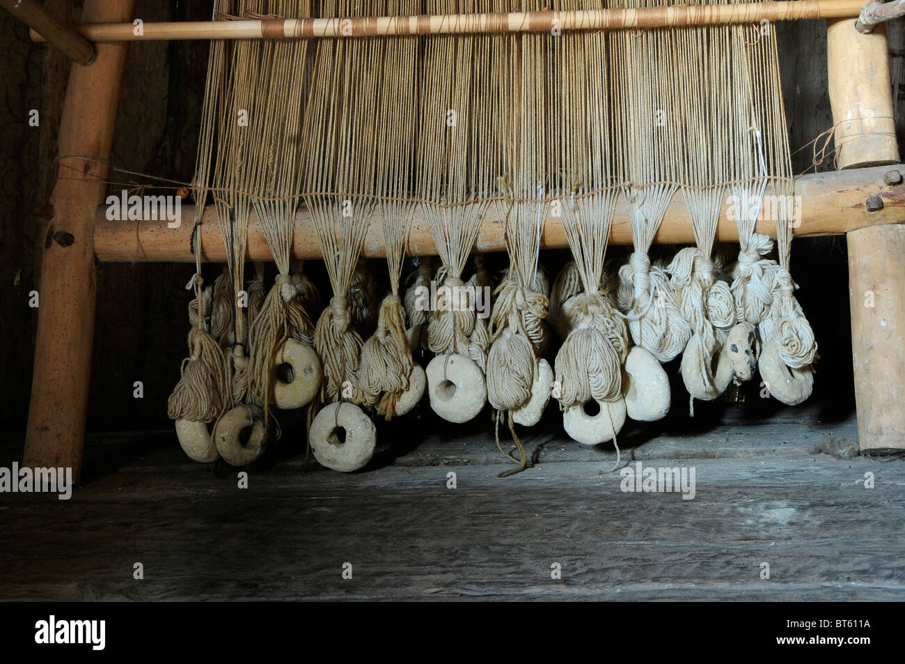 loom weights Iron Age stone England simple weaving CLOTH MAKERS LOOM