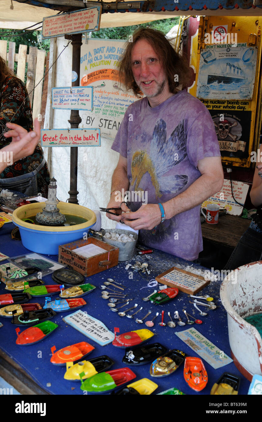 steam powered boat toy