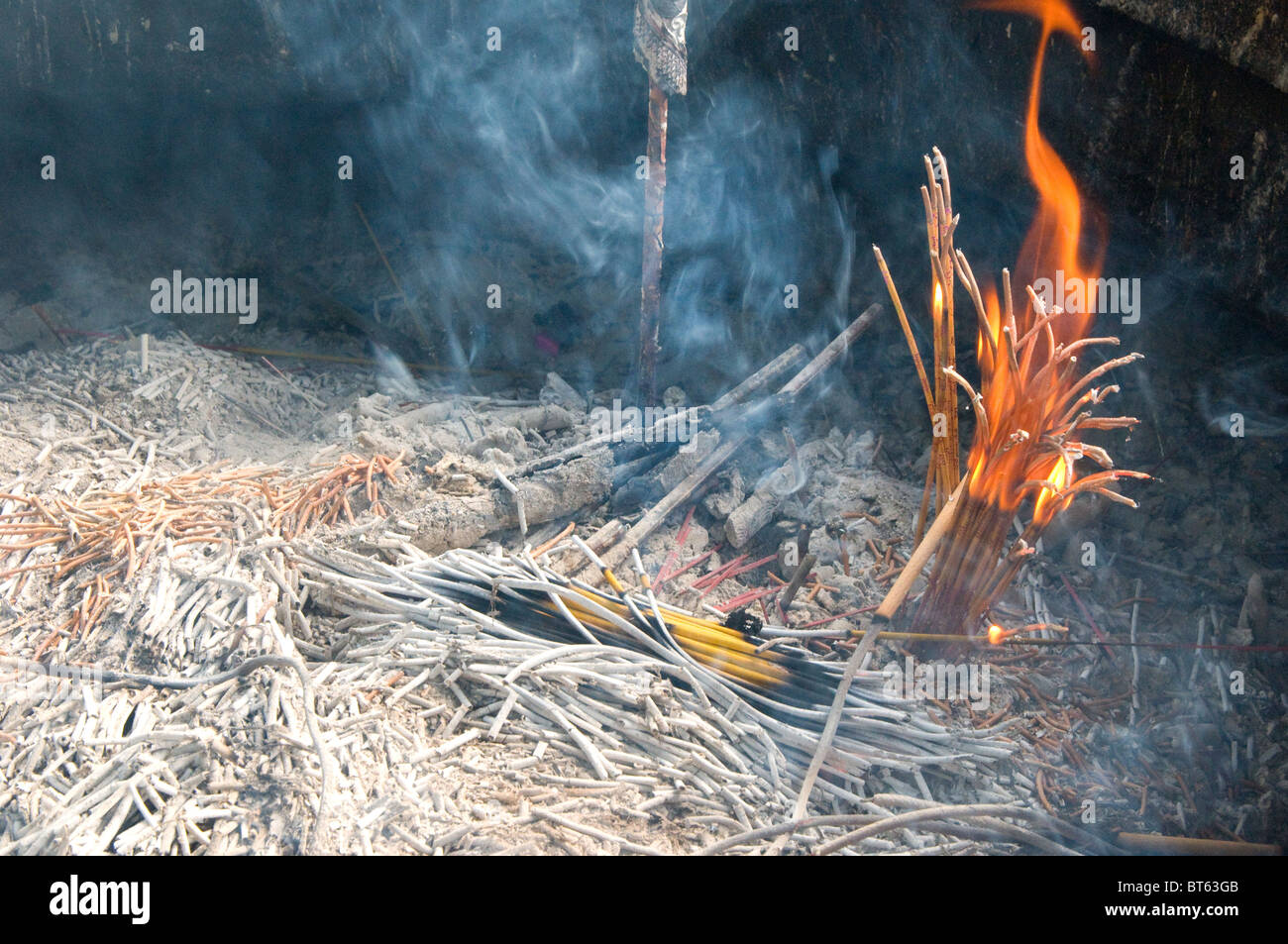 Direct burning incense hi-res stock photography and images - Alamy