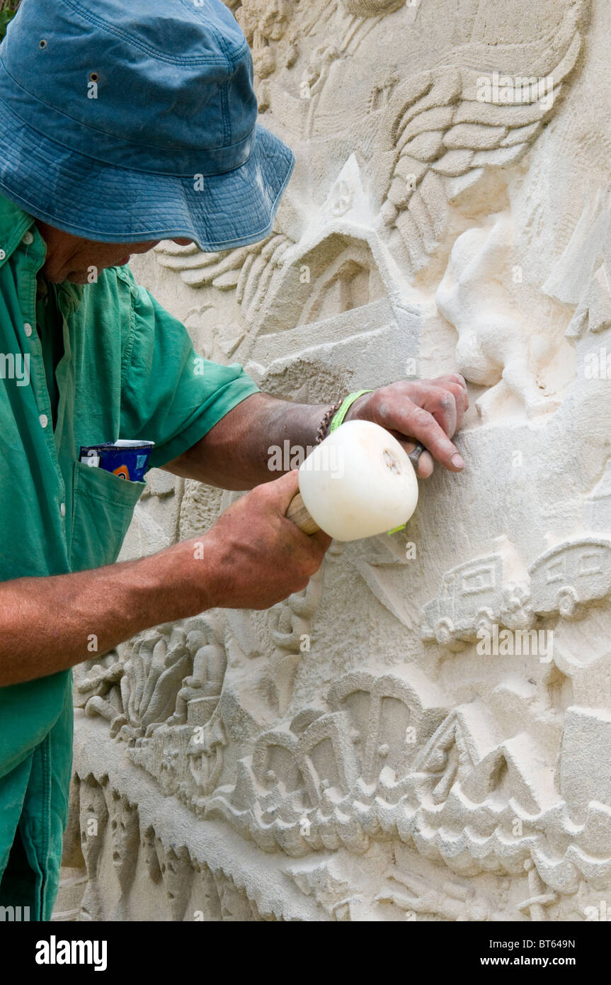 Artist sculptor hires stock photography and images Alamy