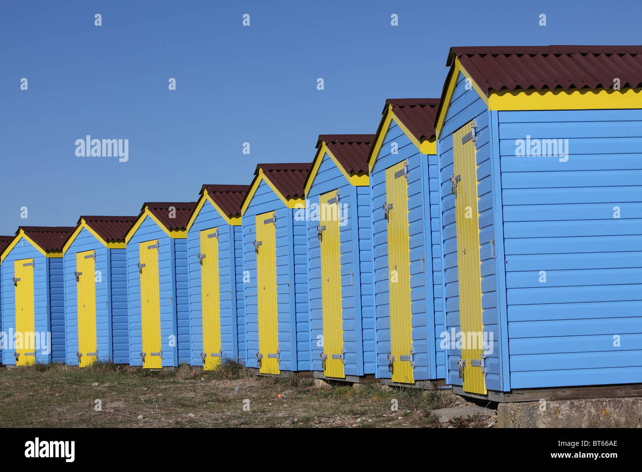 Colourful beach huts on Littlehampton seafront Stock Photo Alamy