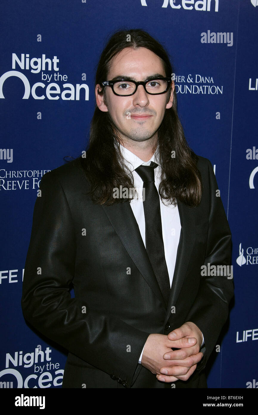 DHANI HARRISON 7TH ANNUAL NIGHT BY THE OCEAN GALA BEVERLY HILLS LOS ANGELES CALIFORNIA USA 17 October 2010 Stock Photo