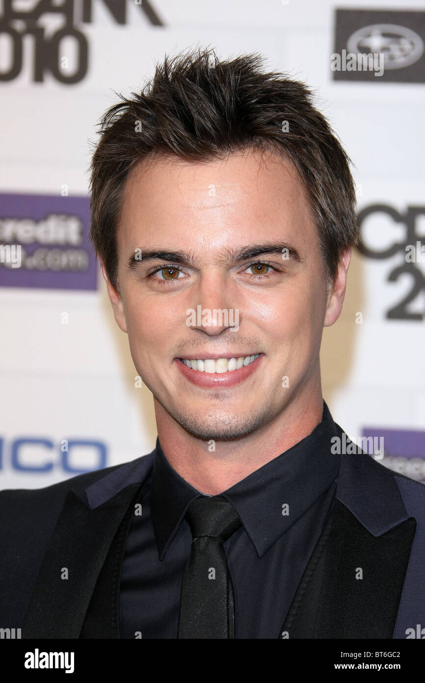 DARIN BROOKS SPIKE TV'S SCREAM 2010 LOS ANGELES CALIFORNIA USA 16 October  2010 Stock Photo - Alamy, image size:866x1390