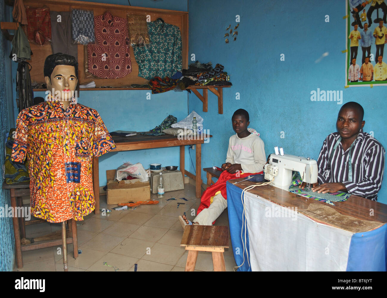 A colorful tailor's in Treicheville, Abidjan, Ivory Coast Stock Photo