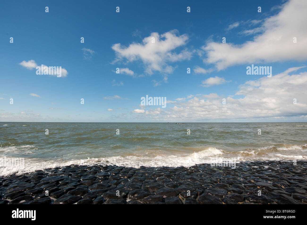 Sea dike hi-res stock photography and images - Alamy