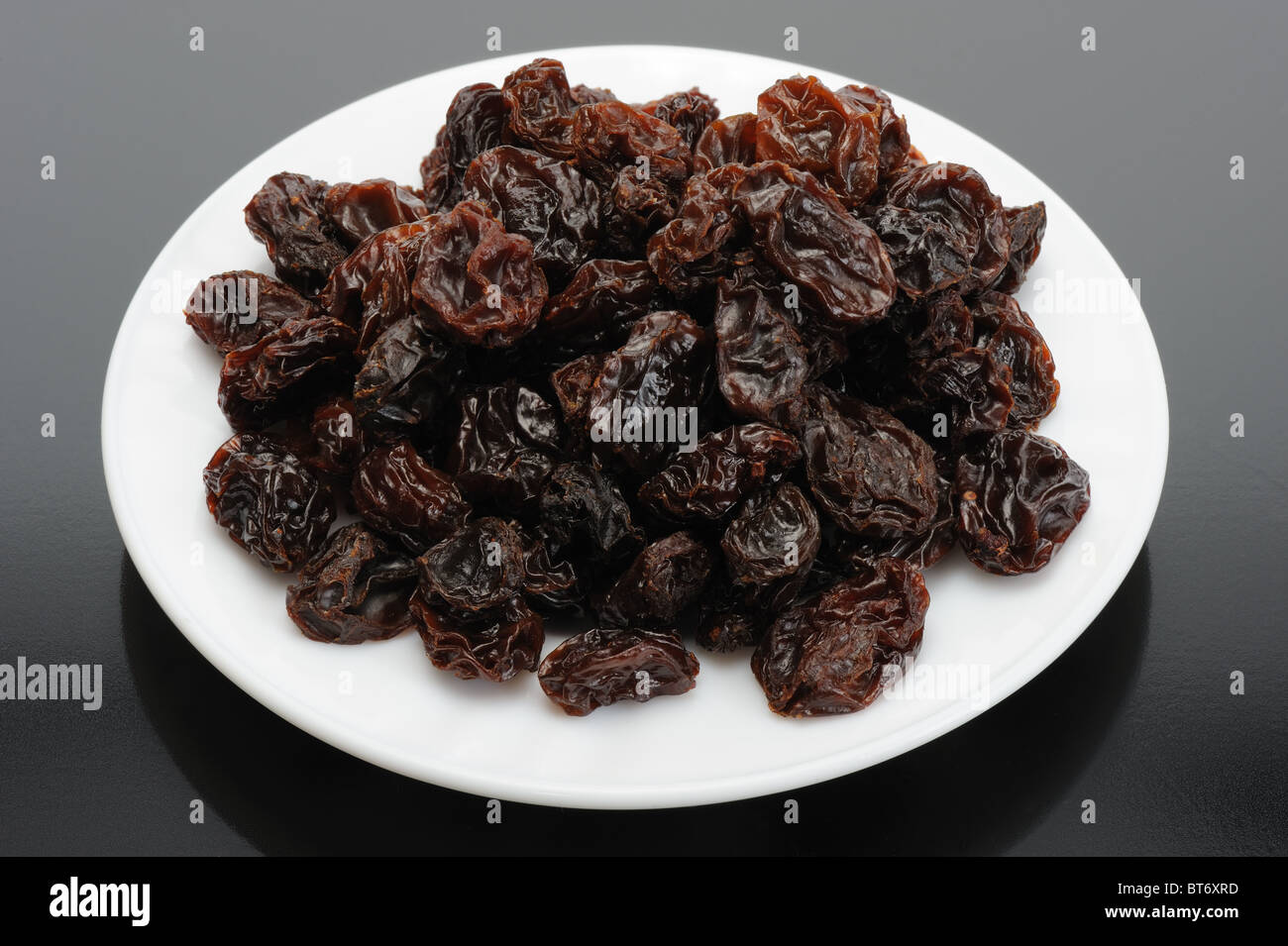 Raisins hi-res stock photography and images - Alamy