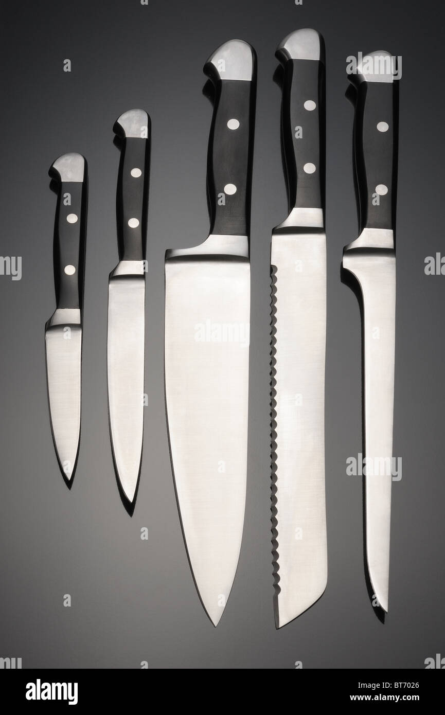 https://c8.alamy.com/comp/BT7026/kitchen-knife-BT7026.jpg
