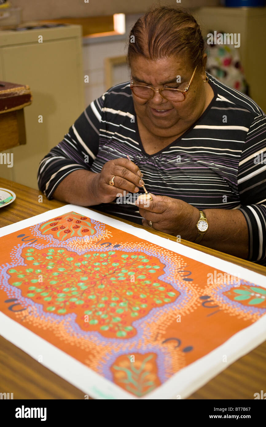 Aboriginal Artist in Outback Lodge near Alice Springs Australia Stock Photo