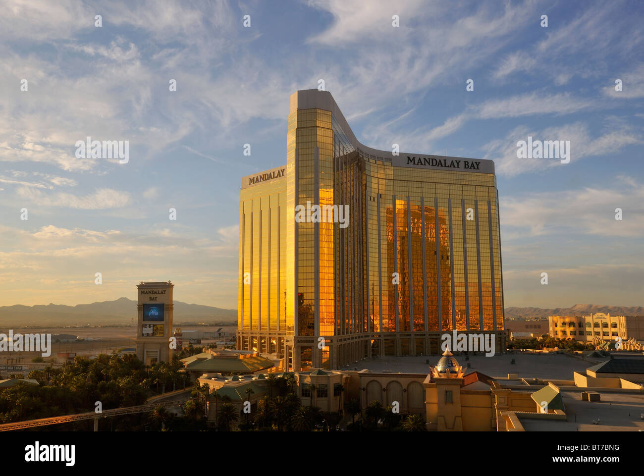 Mandalay Bay Casino Floor Photograph by The Ecotone - Pixels