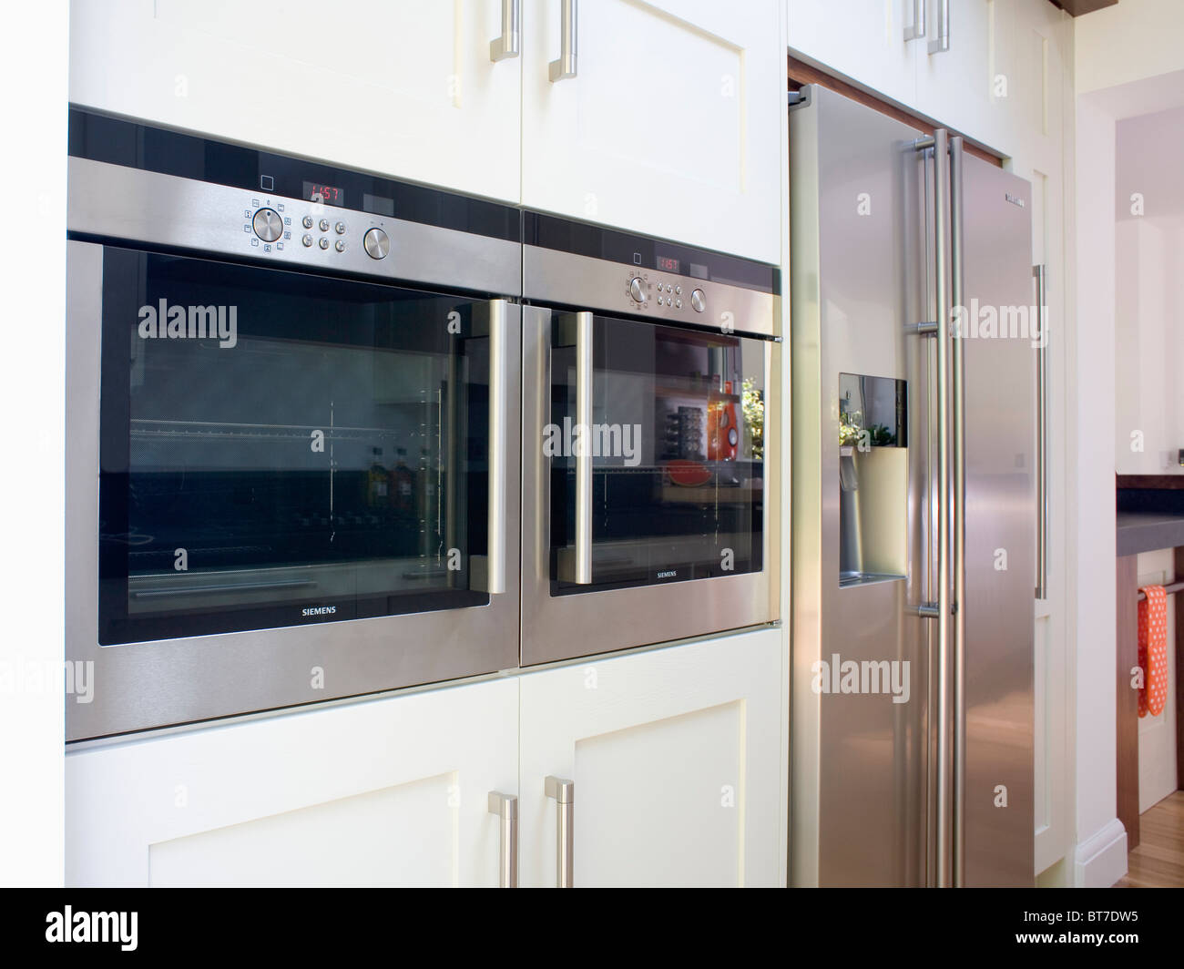 Closeup of double stainlesssteel ovens and large Americanstyle