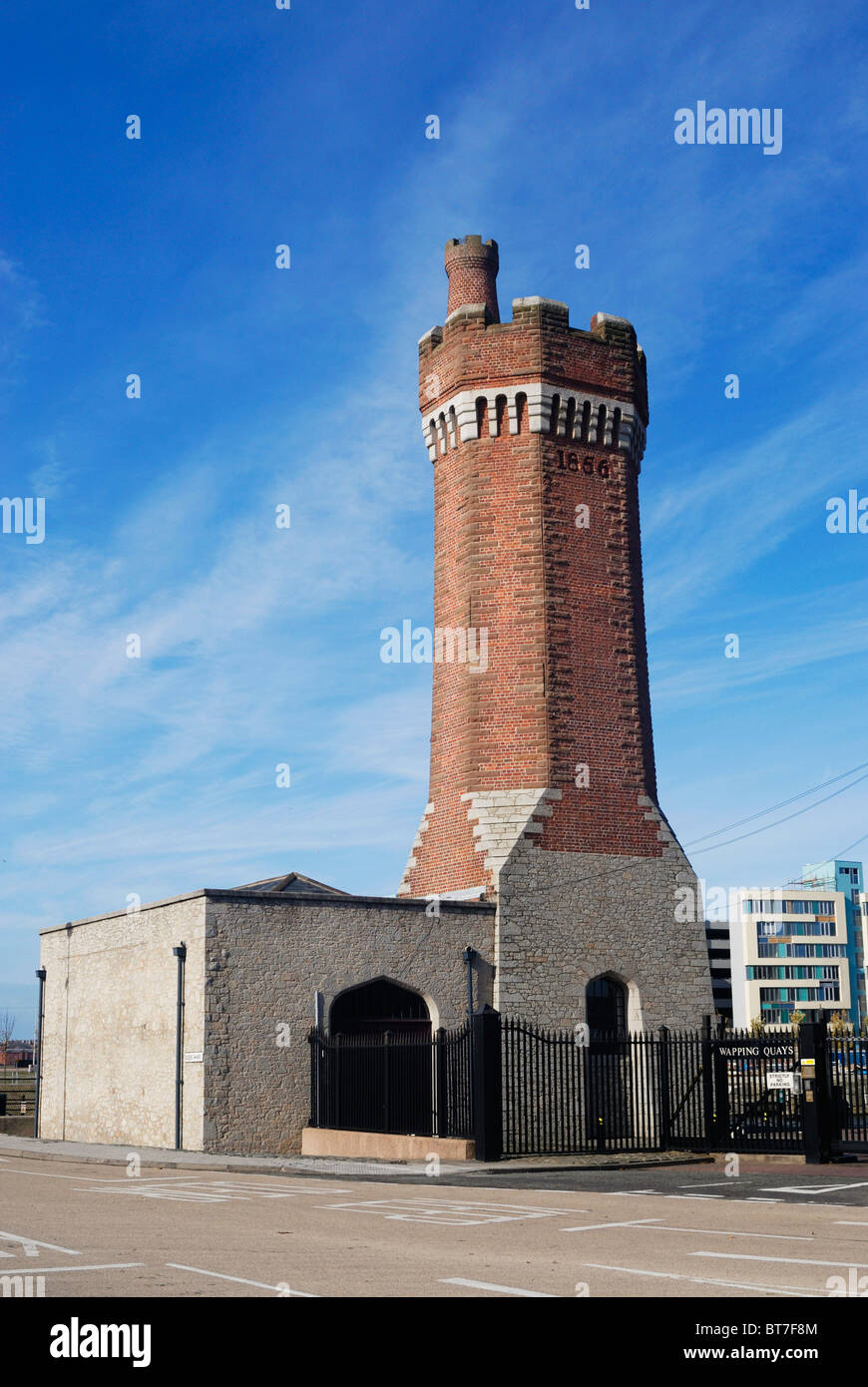 Liverpool kings docks hires stock photography and images Alamy