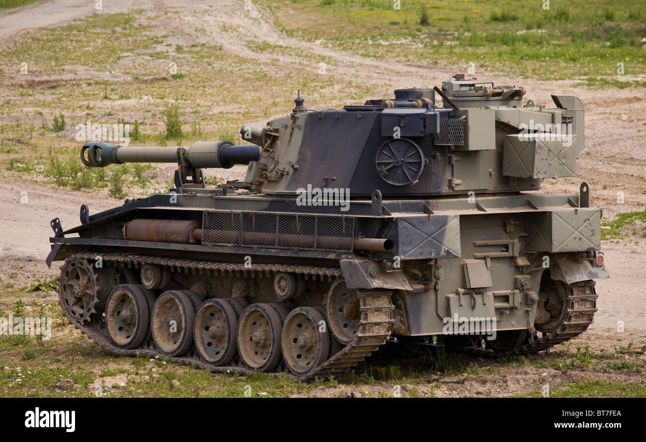 A Vickers Abbott SPG, self propelled howitzer, at the Muckleburgh Collection, Norfolk, England, UK. Stock Photo