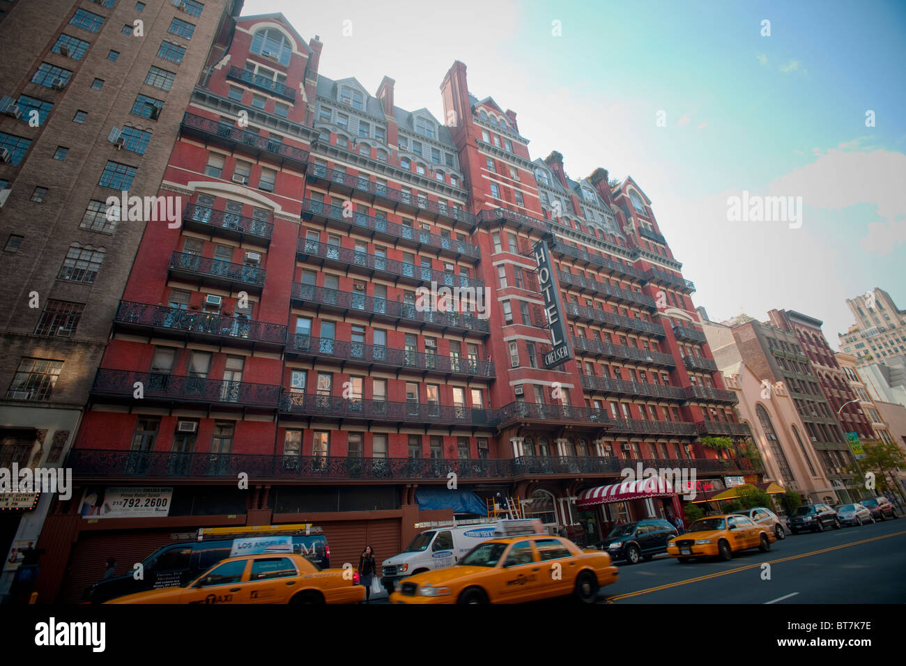 Chelsea hotel new york hi-res stock photography and images - Alamy