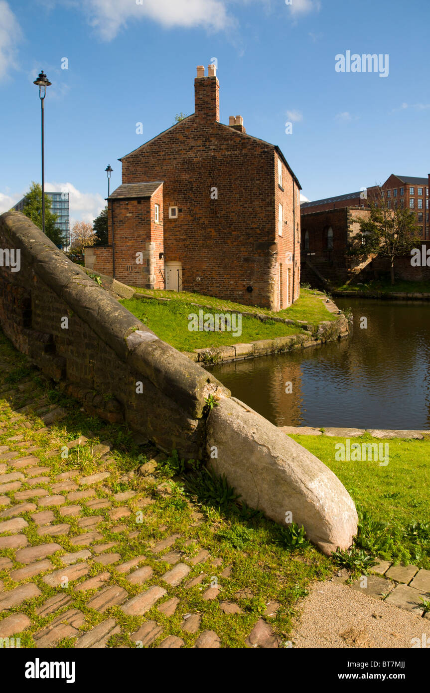 Lock keepers cottage lock hires stock photography and images Alamy
