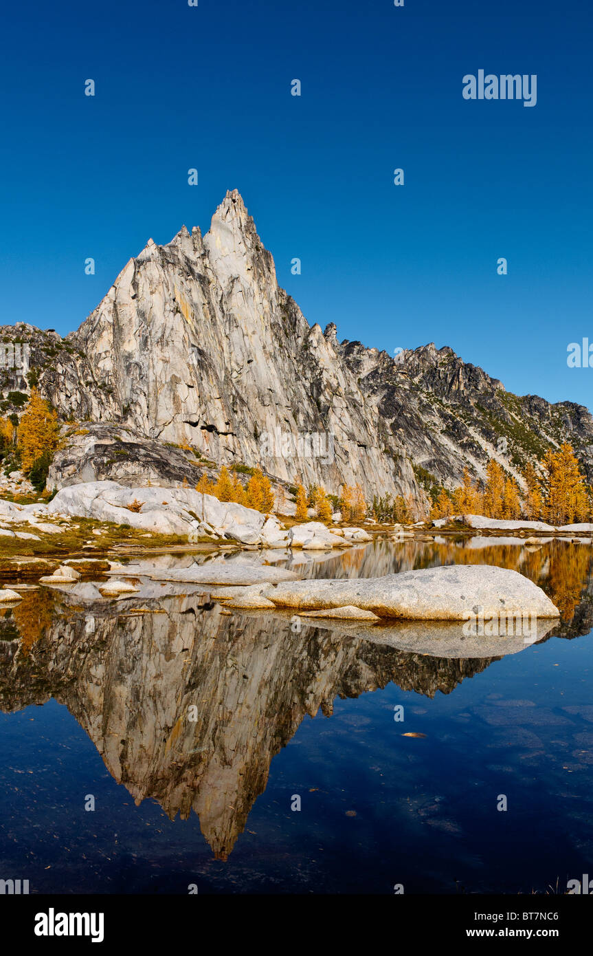 Prusik Peak and Gnome Tarn in The Enchantments, Alpine Lakes Wilderness, Washington. Stock Photo