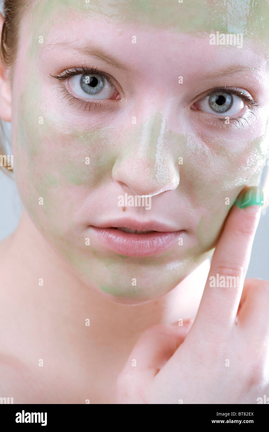 Mask off hi-res stock photography and images - Alamy
