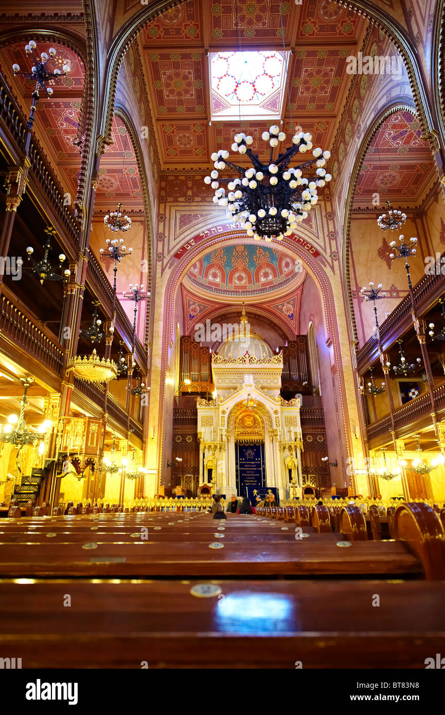 Dohany street synagogue Budapest interior Stock Photo