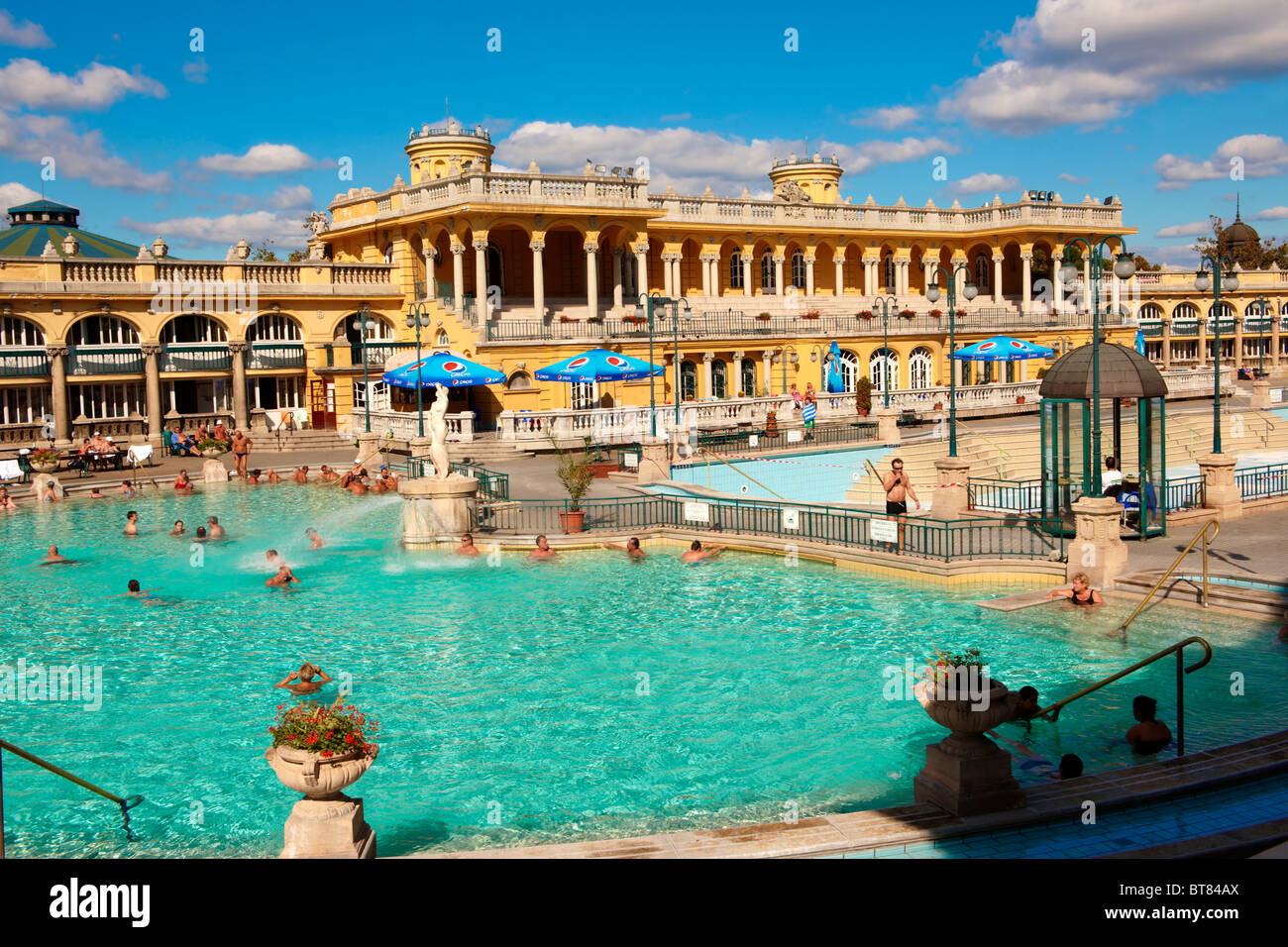 The largest medicinal thermal baths in Europe. The Neo baroque Szechenyi baths, City Park, budapest, Hungary Stock Photo
