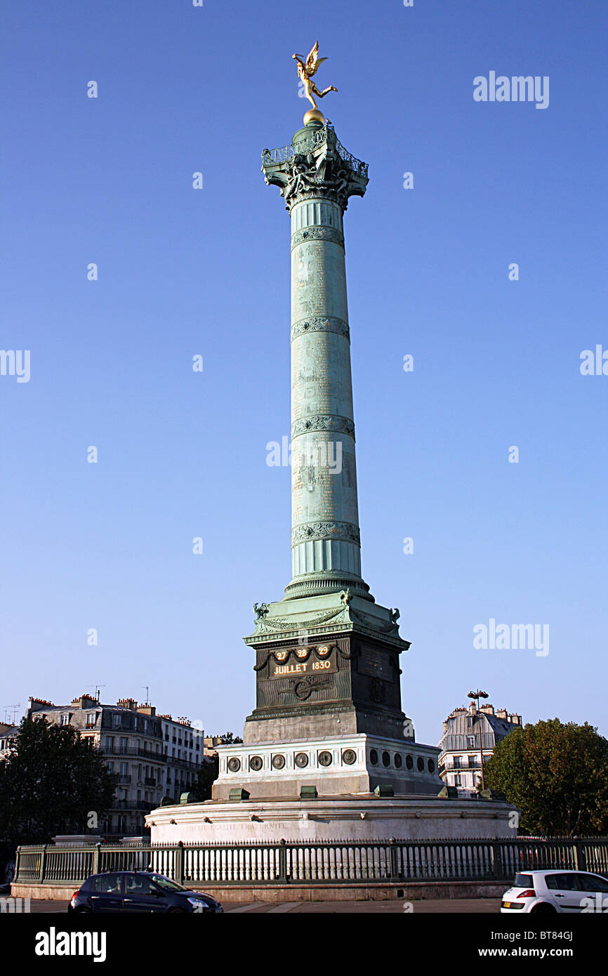 The Colonne de Juillet, July Column, commemorating the 1830 revolution, built on the site of the former Bastille prison, destroyed  in the revolution Stock Photo
