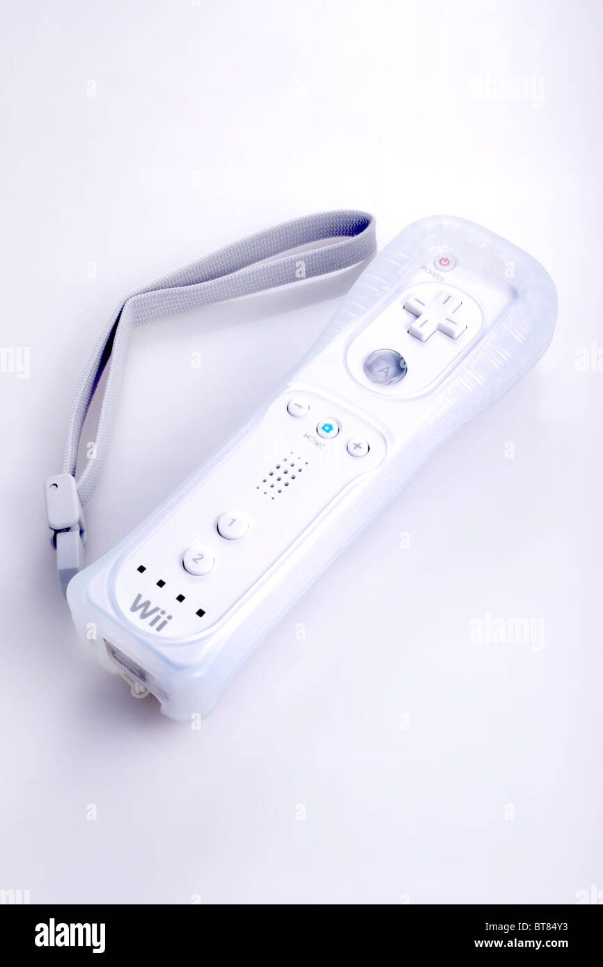 Nintendo wii console hi-res stock photography and images - Alamy