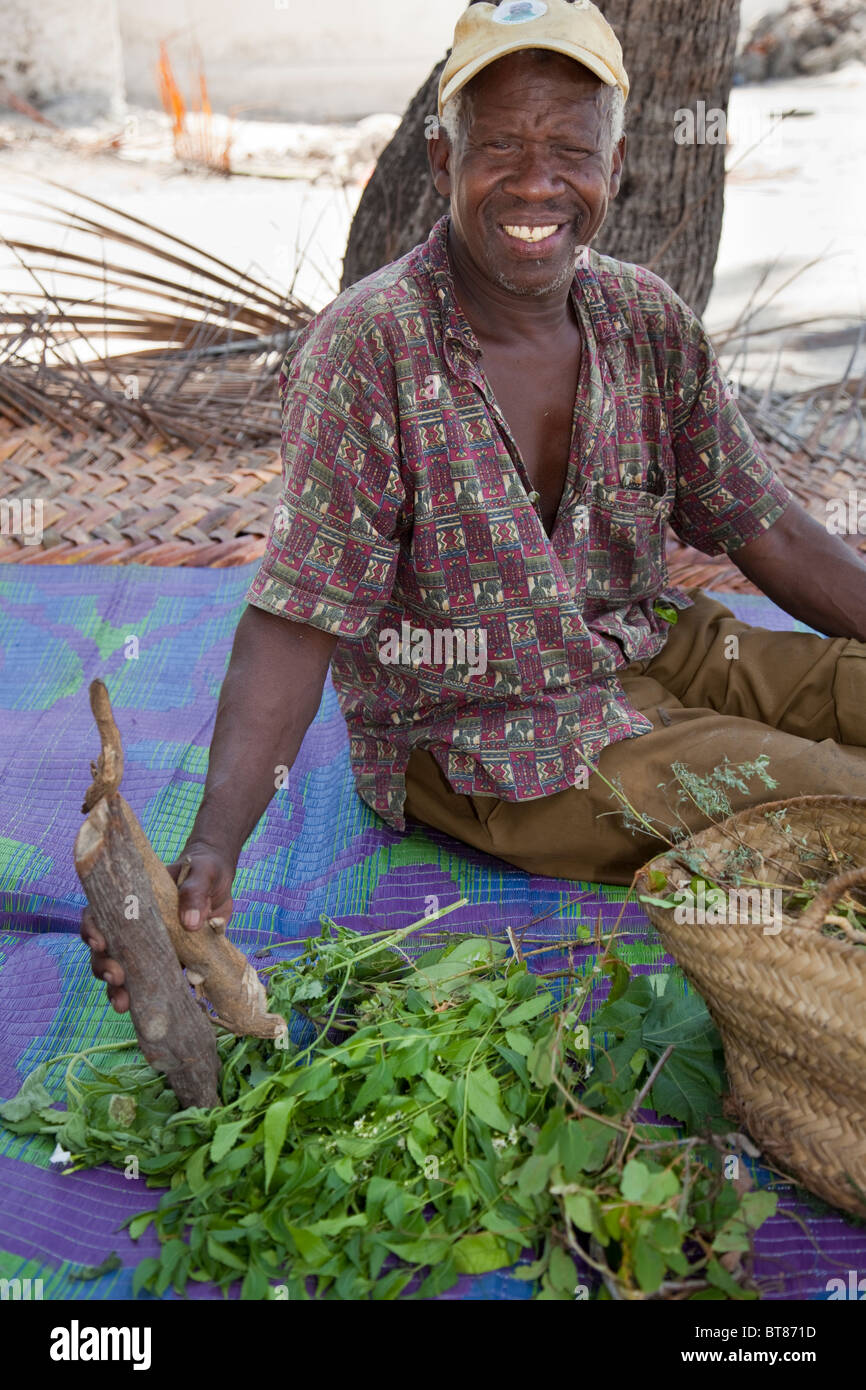 Jambiani, Zanzibar, Tanzania. Suleiman, Traditional Medicine Man, Herbal Medicine Specialist, 'Witch Doctor.' Stock Photo