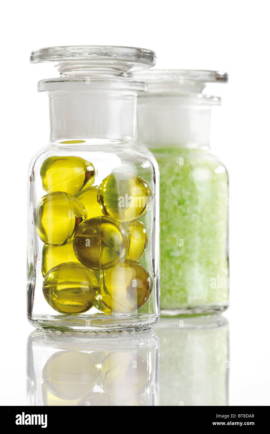 Bath products cutout hires stock photography and images Alamy