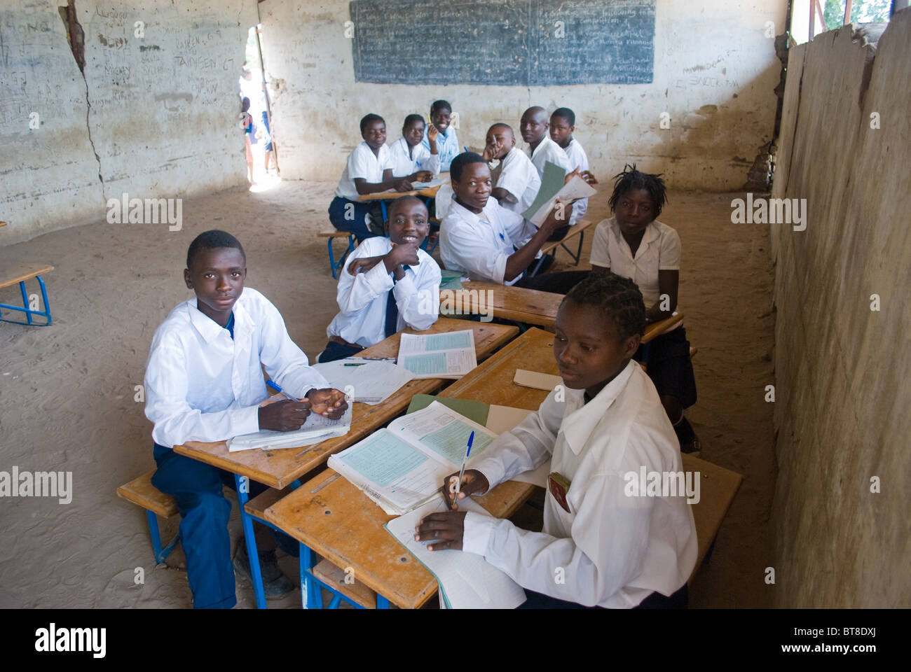 Zambia school children hi-res stock photography and images - Alamy