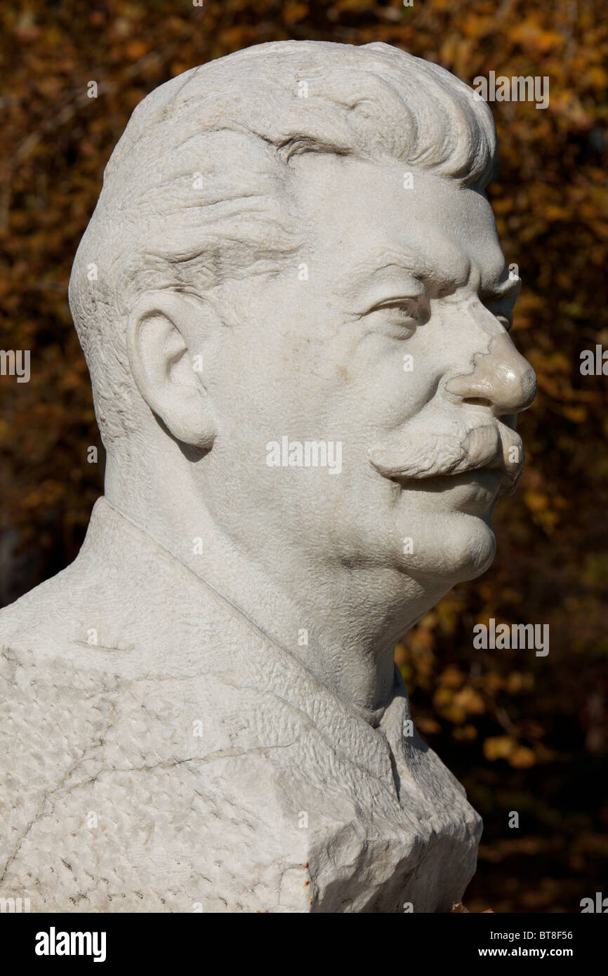 Bust of Soviet leader Joseph Stalin at the Fallen Monument Park (Muzeon Park of Arts) in Moscow, Russia Stock Photo