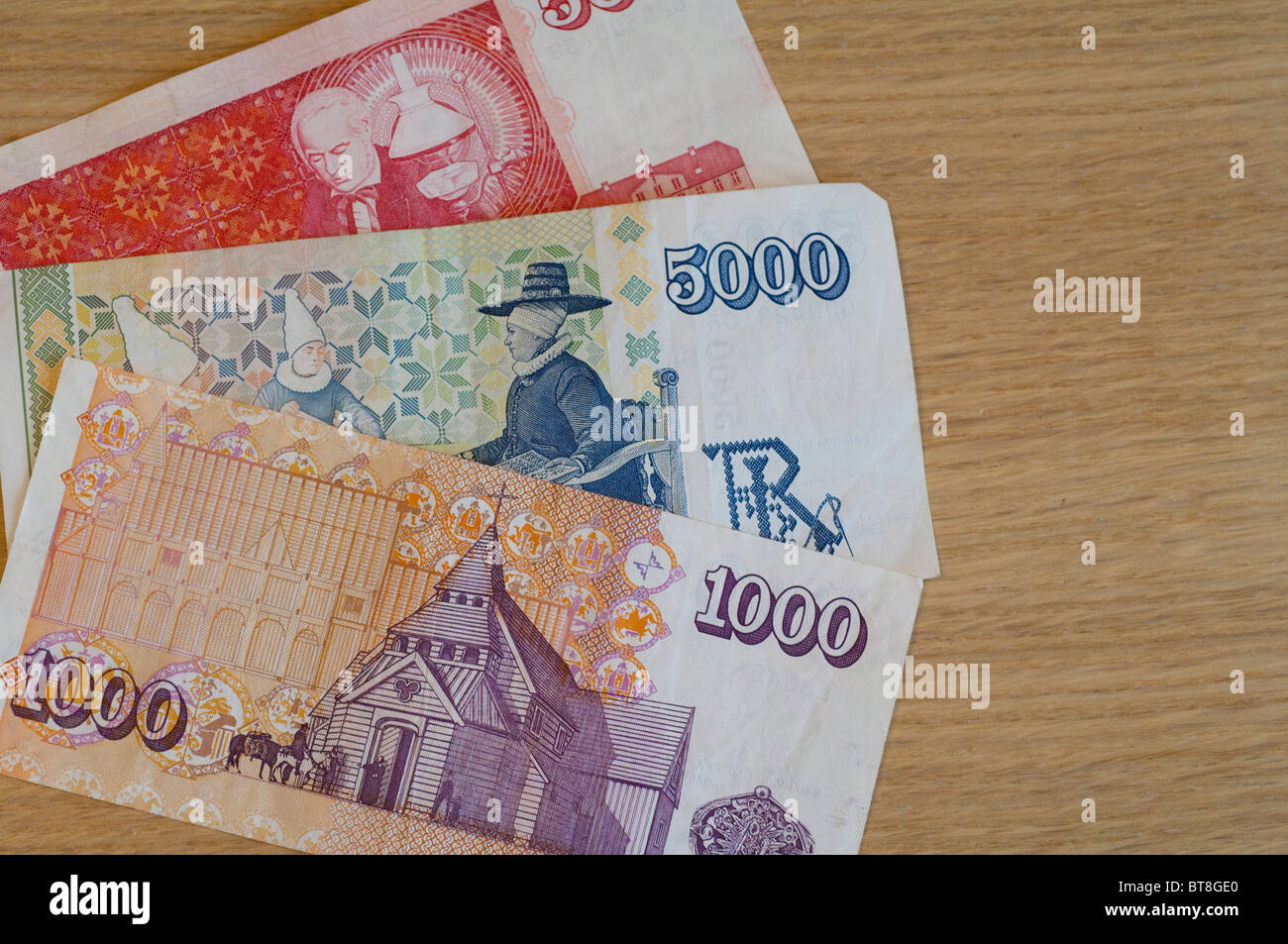 Europe, Iceland. Local currency. 500, 1,000 & 5,000 Icelandic Kronur