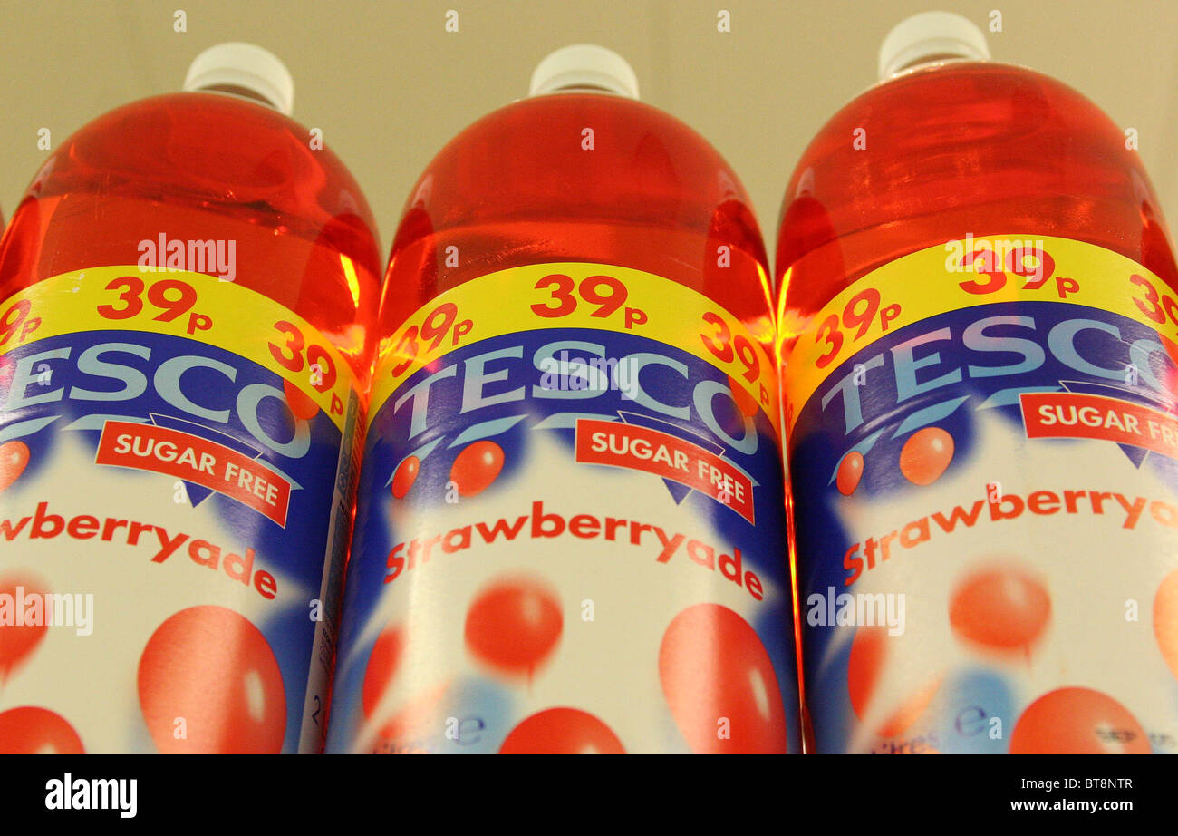 Tesco Strawberryade fizzy drink. Picture by James Boardman Stock Photo