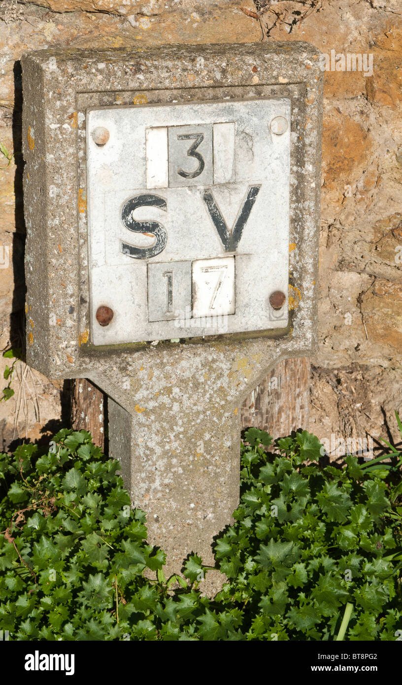 Concrete marker post hires stock photography and images Alamy